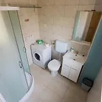 Ema בית הארחה זאדאר