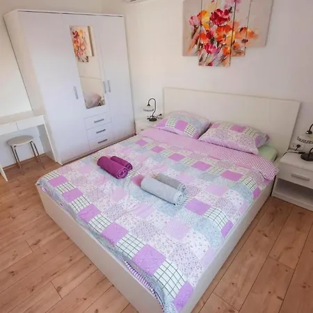 Ema 3* Zadar