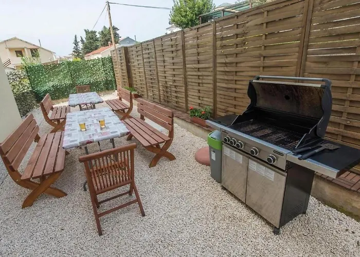 Ema 게스트하우스