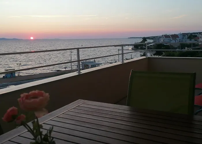 게스트하우스 Ema 3*