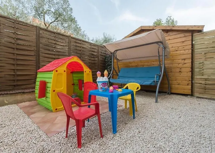 Ema بيت ضيافة زادار