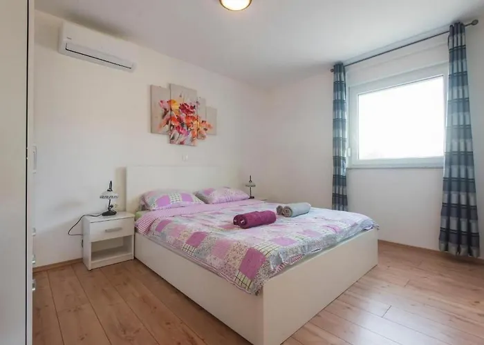 بيت ضيافة Ema