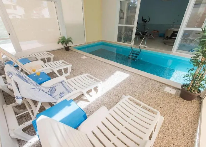 بيت ضيافة Ema 3*